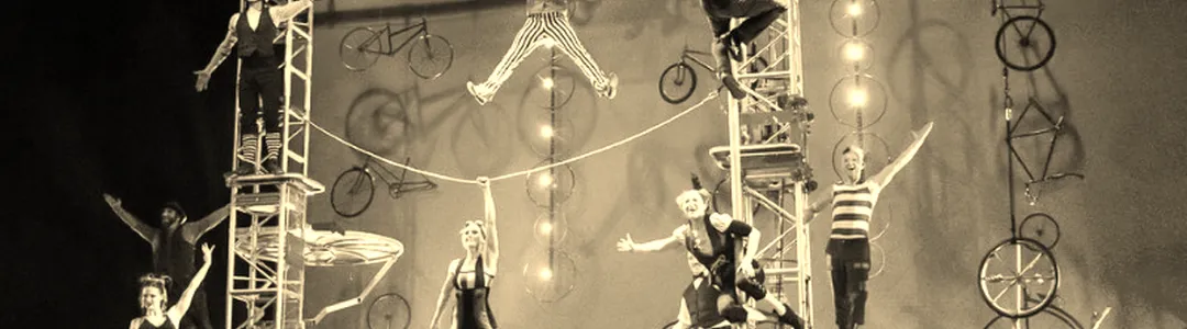 Cirque Mechanics: Tilt!
