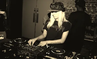 Flava D