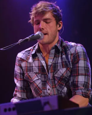 Jon McLaughlin