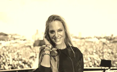 Nora En Pure