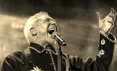 Tom Jones