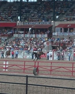 Legends Vs Young Guns Rodeo