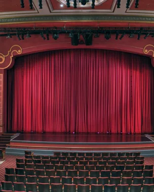 Let's Rock: From Shakespeare to Tupac Paradise Valley